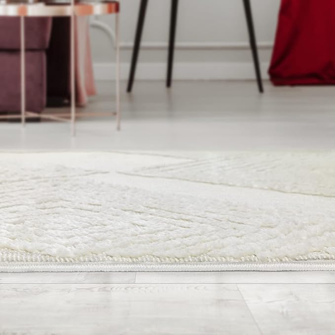 Antep Rugs Palafito 4x6 Geometric Shag Diamond High-Low Pile Textured Indoor Area Rug (White, 3'11" x 5'11")