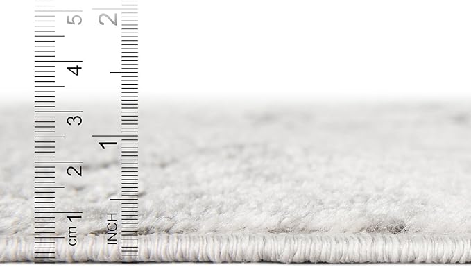 Rugs.com Leipzig Collection Rug – 6 Ft Square Gray Low-Pile Rug Perfect for Living Rooms, Kitchens, Entryways