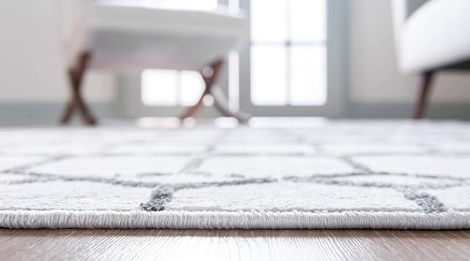 Rugs.com Lattice Trellis Collection Rug – 3' x 5' White Low-Pile Rug Perfect for Living Rooms, Large Dining Rooms, Open Floorplans