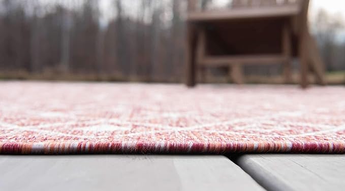 Unique Loom Outdoor Trellis Collection Area Rug - Tribal Trellis (5' 3" x 8' Rectangle, Rust Red/ Ivory)
