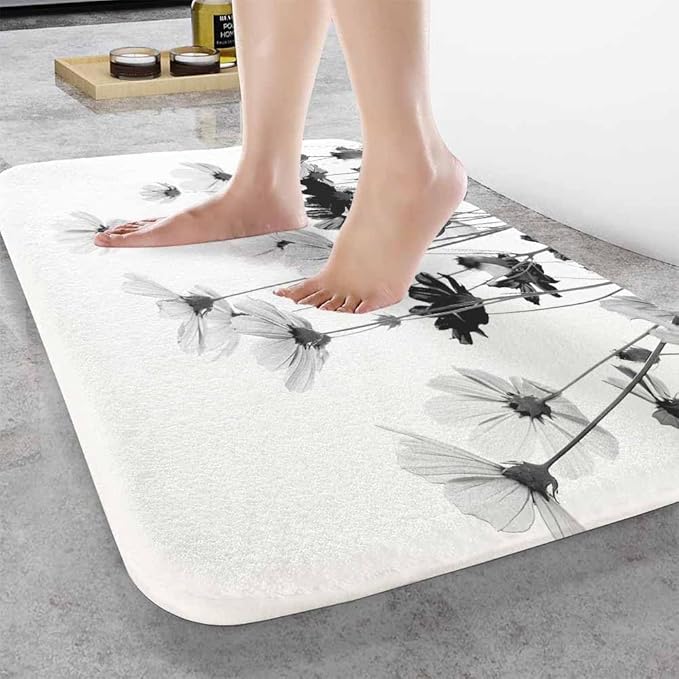Cosmos Flowers Bath Mat for Bathroom Black and White Pattern Bath Rugs Door Mat Non Slip Rubber Backed Bathroom Floor Mat for Bathtub Sink Shower 20"X32"