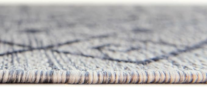 Unique Loom Outdoor Trellis Collection Area Rug - Tribal Trellis (5' 3" Square, Gray/ Black)