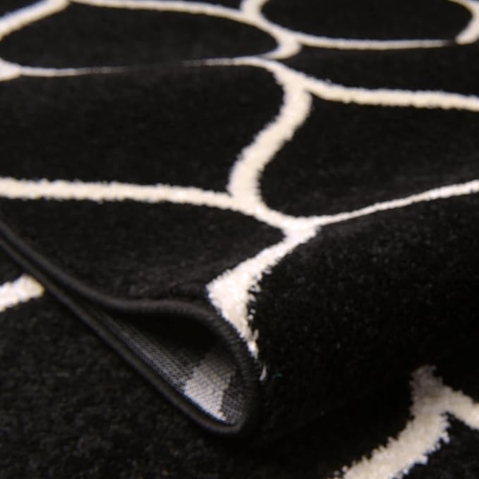 Rugs.com Lattice Frieze Collection Rug – 2' x 8' 8 Runner Black Medium Rug Perfect for Living Rooms, Large Dining Rooms, Open Floorplans