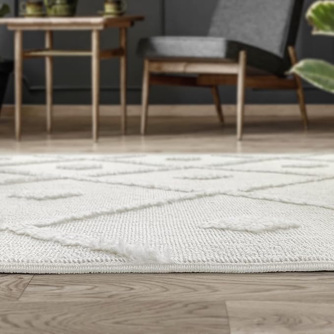 Antep Rugs Palafito 6x9 Geometric Shag Diamond High-Low Pile Textured Indoor Area Rug (White, 6'7" x 9')
