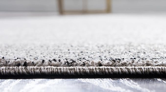 Rugs.com Angelica Collection Rug – 4 Ft Round Light Gray Medium Rug Perfect for Kitchens, Dining Rooms