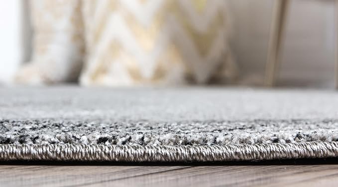 Rugs.com Angelica Collection Rug – 6 Ft Round Light Gray Medium Rug Perfect for Kitchens, Dining Rooms