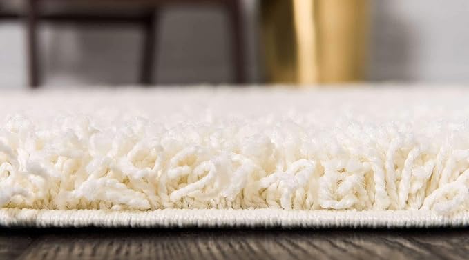 Unique Loom Solid Shag Collection Area Rug (7' 1" x 10' Rectangle, Pure Ivory)