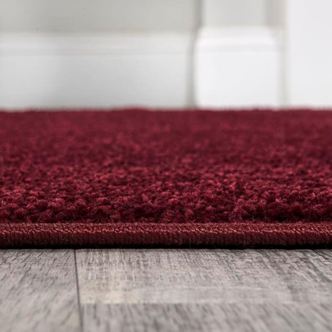 JONATHAN Y Haze Solid Low-Pile Dark Red 5' Round Indoor Area Rug, Coastal,Bohemian,Minimalist,Classic, Easy-Cleaning for Living Room,Bedroom,Kitchen,Pet Friendly,Non-Shedding (SEU100Q-5R)