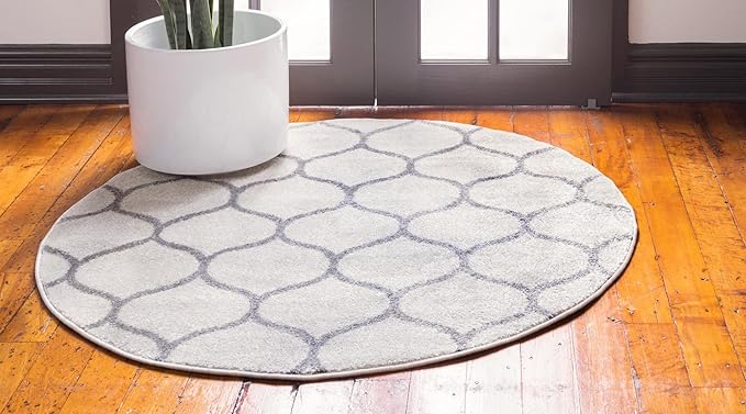 Rugs.com Lattice Frieze Collection Rug – 7' Round Ivory Medium Rug Perfect for Kitchens, Dining Rooms