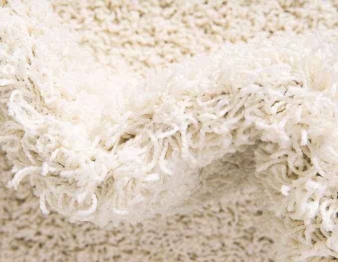 Unique Loom Solid Shag Collection Area Rug (5' 1" x 8' Rectangle Pure Ivory)