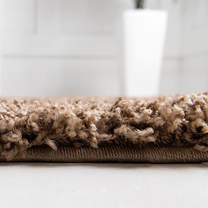 Unique Loom Solid Shag Collection Area Rug (3' 3" Round, Sandy Brown)