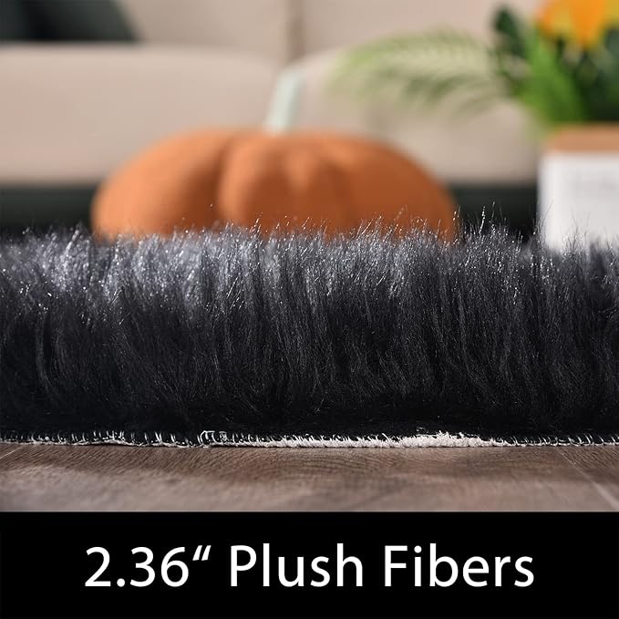 Latepis Black Round Rug 3ft Small Circle Rugs for Bedroom Faux Fur Fluffy Sheepskin Rug Furry Rugs for Living Room Home Décor