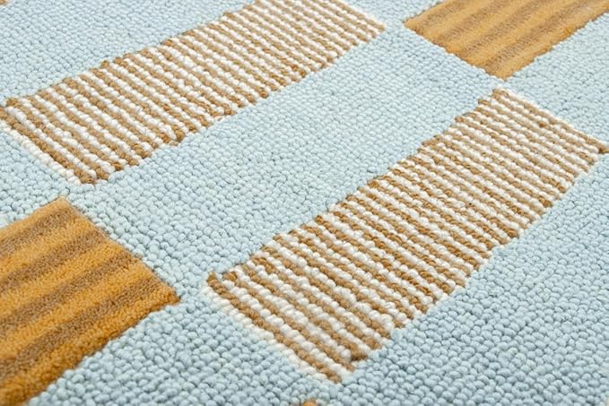 Hand-Tufted Wool Rug with Scalloped Edges, Light Blue Plaid Pattern, Cozy Soft Area Rug for Living Room, Bedroom, and Nursery, Handmade Modern Accent Rug, 7x7 Ft (Square)