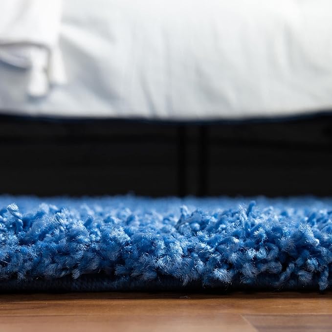 Unique Loom Solid Shag Collection Area Rug (5' Round Periwinkle Blue)