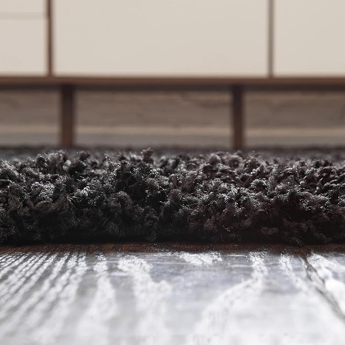 Unique Loom Solid Shag Collection Area Rug (7' 10" x 10' Oval, Jet Black)