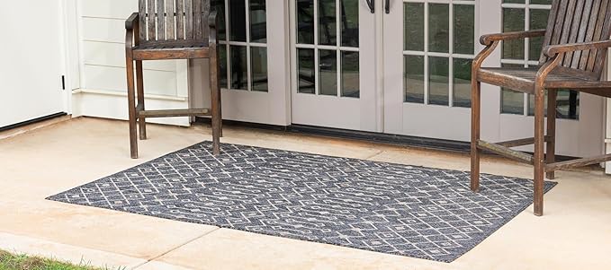 Unique Loom Outdoor Trellis Collection Area Rug - Tribal Trellis (10' x 13' 1" Rectangle, Charcoal Gray/ Natural)