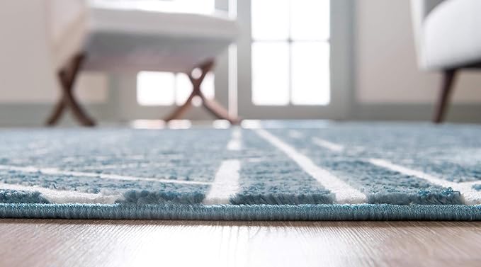 Rugs.com Lattice Trellis Collection Rug – 8 Ft Round Blue Low-Pile Rug Perfect for Kitchens, Dining Rooms
