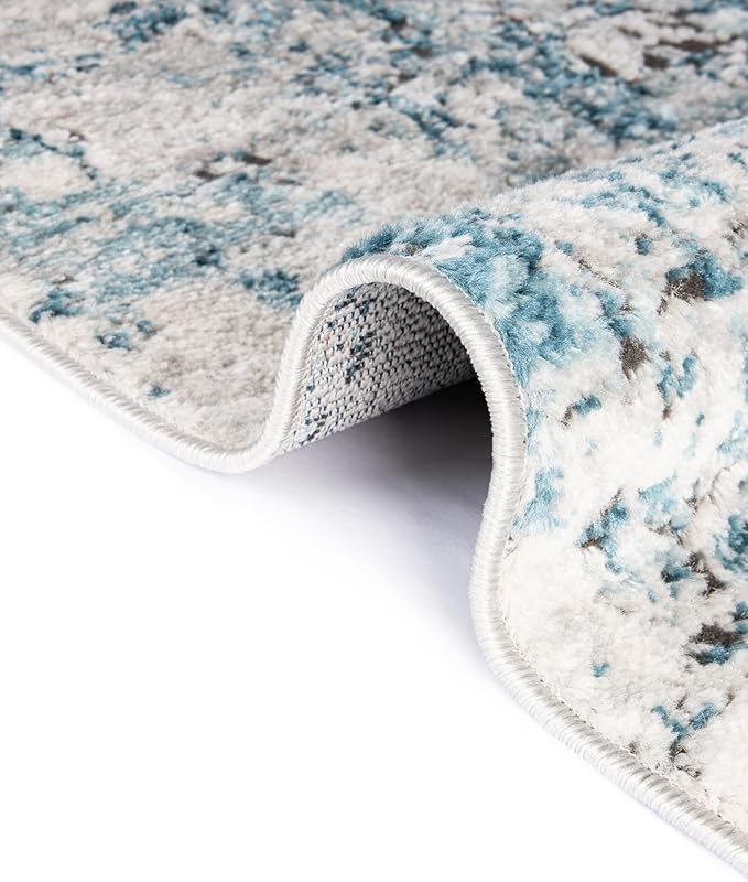 Rugs.com Leipzig Collection Rug – 5x8 Oval Blue Low-Pile Rug Perfect for Living Rooms, Large Dining Rooms, Open Floorplans