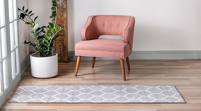 Rugs.com Lattice Frieze Collection Rug – 2' x 6' Runner Light Gray Medium Rug Perfect for Living Rooms, Large Dining Rooms, Open Floorplans