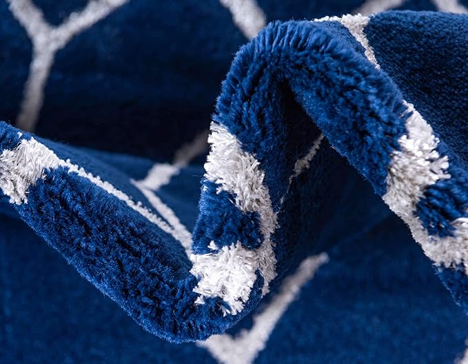 Unique Loom Marilyn Monroe Glam Collection Area Rug - Trellis (2' x 6' Runner, Navy Blue Silver/ Silver)