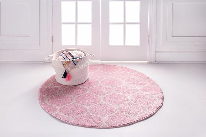 Rugs.com Lattice Frieze Collection Rug – 4' Round Light Pink Medium Rug Perfect for Kitchens, Dining Rooms