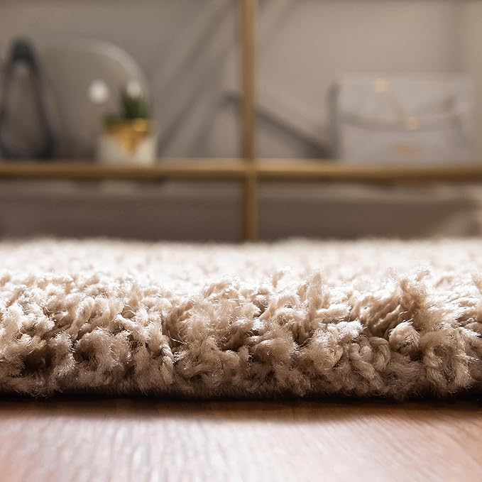 Unique Loom Solid Shag Collection Area Rug (8' x 10' Oval, Taupe)