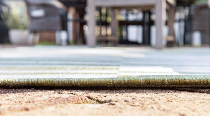 Unique Loom Outdoor Striped Collection Area Rug - Striped (5' 1" x 8' Rectangle, Green/Ivory)