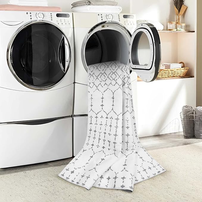 Lahome Moroccan Kitchen Runner Rug - 2x8 Non-Slip Washable Hallway Rug Runner Ultra-Thin Soft Throw Bathroom White Print Distressed Carpet for Entryway Laundry Room Living Room