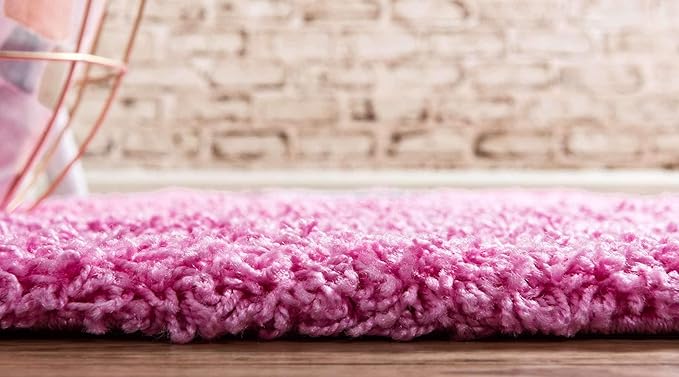 Unique Loom Solid Shag Collection Area Rug (2' 6" x 19' 8" Runner, Taffy Pink)