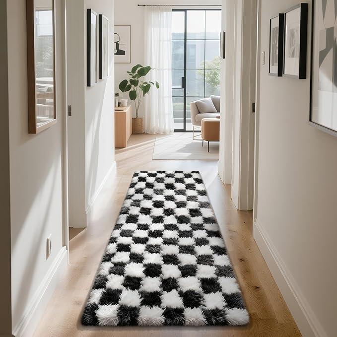 Checkered Rug for Bedroom, 3x7 Black and White Area Rugs, Classic Checkered Carpets Shaggy Area Rug, Bedside Rugs for Living Room Bedroom Kids Room Home Decor