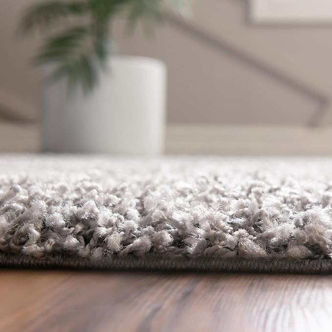 Unique Loom Solid Shag Collection Area Rug (10' x 13' 11" Rectangle, Cloud Gray)