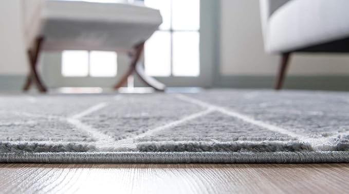 Rugs.com Lattice Trellis Collection Rug – 8' x 10' Gray Low-Pile Rug Perfect for Living Rooms, Large Dining Rooms, Open Floorplans