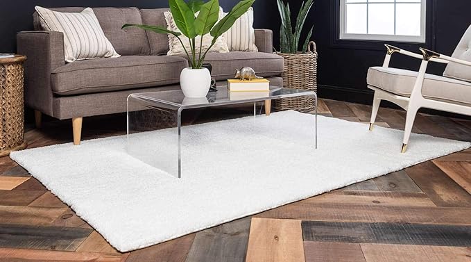 Unique Loom Solo Collection Area Rug - Calabasas (3' 3" x 5' 3" Rectangle, Snow White)