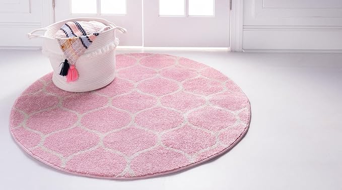 Rugs.com Lattice Frieze Collection Rug – 8' Round Light Pink Medium Rug Perfect for Kitchens, Dining Rooms