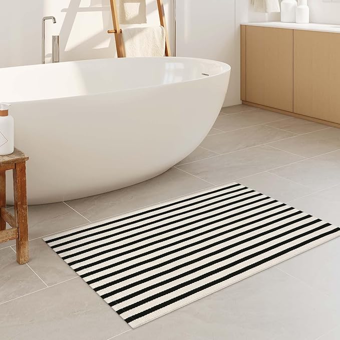 Black and White Striped Rugs 2.3'x3.6', Washable Hand Woven Front Door Rug, Reversible Outdoor Welcome Mat Foldable Layered Door Mats for Entryway Porch Decor Home Entrance