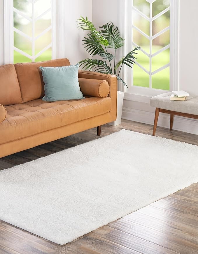 Unique Loom Solo Collection Area Rug - Calabasas (4' 1" x 6' 1" Rectangle, Snow White)