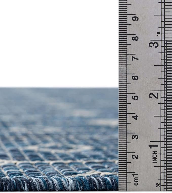 Unique Loom Outdoor Trellis Collection Area Rug - Tribal Trellis (3' 3" x 5' 3" Oval, Blue/ Ivory)