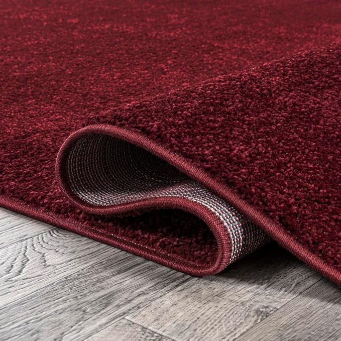 JONATHAN Y Haze Solid Low-Pile Dark Red 5' Round Indoor Area Rug, Coastal,Bohemian,Minimalist,Classic, Easy-Cleaning for Living Room,Bedroom,Kitchen,Pet Friendly,Non-Shedding (SEU100Q-5R)