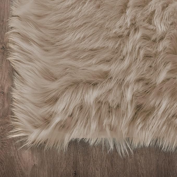 Latepis Small Area 2x4 Rug Brown Beige Faux Fur Rug Fluffy Sheepskin Shaggy Rugs for Bedroom Washable Shag Rugs for Living Room Dorm Cushion Home Décor