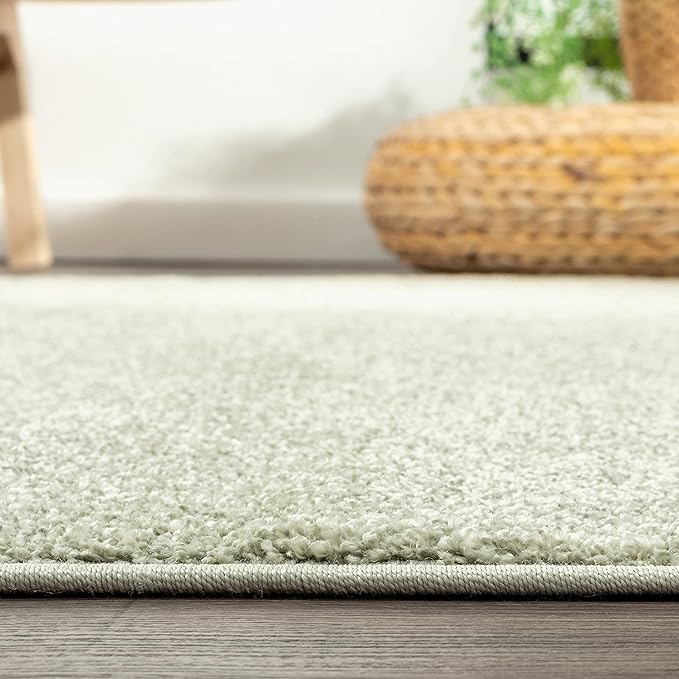 Eyely UES100O-6OV Supersoft Haze Solid Low-Pile Indoor Area Rug, Coastal, Bohemian, Minimalist, Classic, Casual for Bedroom,Kitchen,Living Room,Non Shedding,Easy-Washing, Green, 6 X 9 Oval