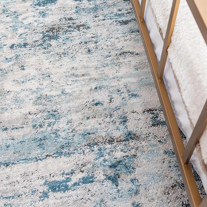 Rugs.com Leipzig Collection Area Rug – 4X6 Blue Low-Pile Rug Perfect for Entryways, Kitchens, Breakfast Nooks, Accent Pieces
