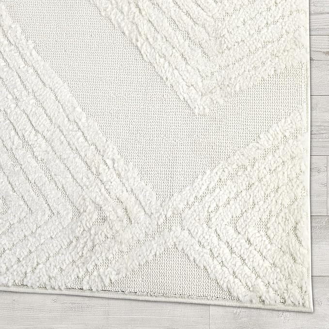 Antep Rugs Palafito 4x6 Geometric Shag Diamond High-Low Pile Textured Indoor Area Rug (White, 3'11" x 5'11")