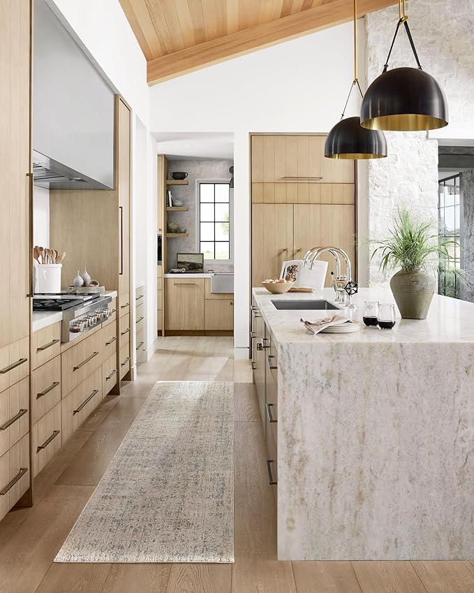 Loloi Amber Lewis Alie Collection ALE-02 Sand/Sky 7'-10'' x 7'-10'', .13'' Pile Height, Round Area Rug