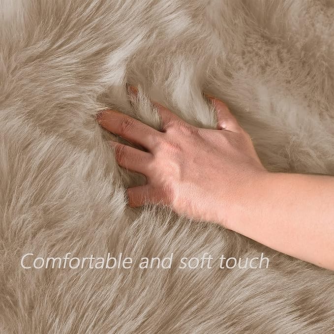 Latepis Round Fur Light Brown Beige Circle Rug 4ft Furry Washable Faux Sheepskin Rug Shag Plush Soft Rugs for Living Room Bedroom Dorm Floor Rugs Home Decor