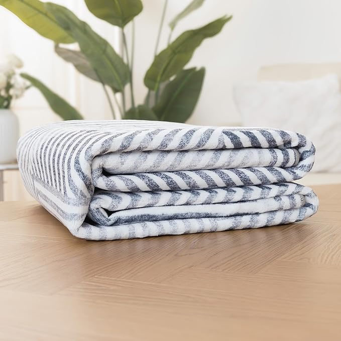 ReaLife Rugs Machine Washable Area Rug - Living Room Bedroom Bathroom Kitchen Entryway Office - Padded Low Pile Stain Resistant Premium - Modern Geometric Contemporary - Miles - Gray 4' x 6'