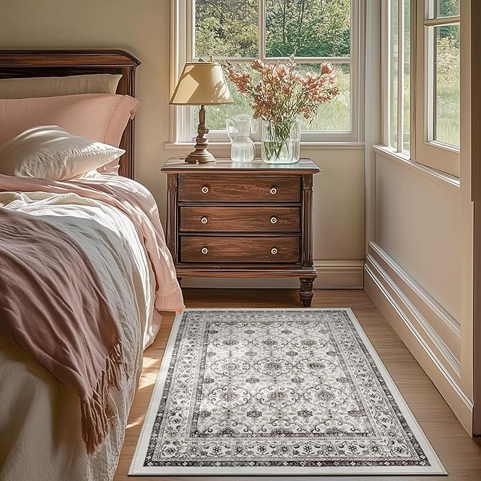 jinchan Floral 3x5 Area Rugs for Entryway - Beige Vintage Distressed Design Doormat Non-Slip Ultra-Thin Low Pile Boho Rug for Kitchen Living Room Bedroom Farmhouse (3‘x5', Beige)