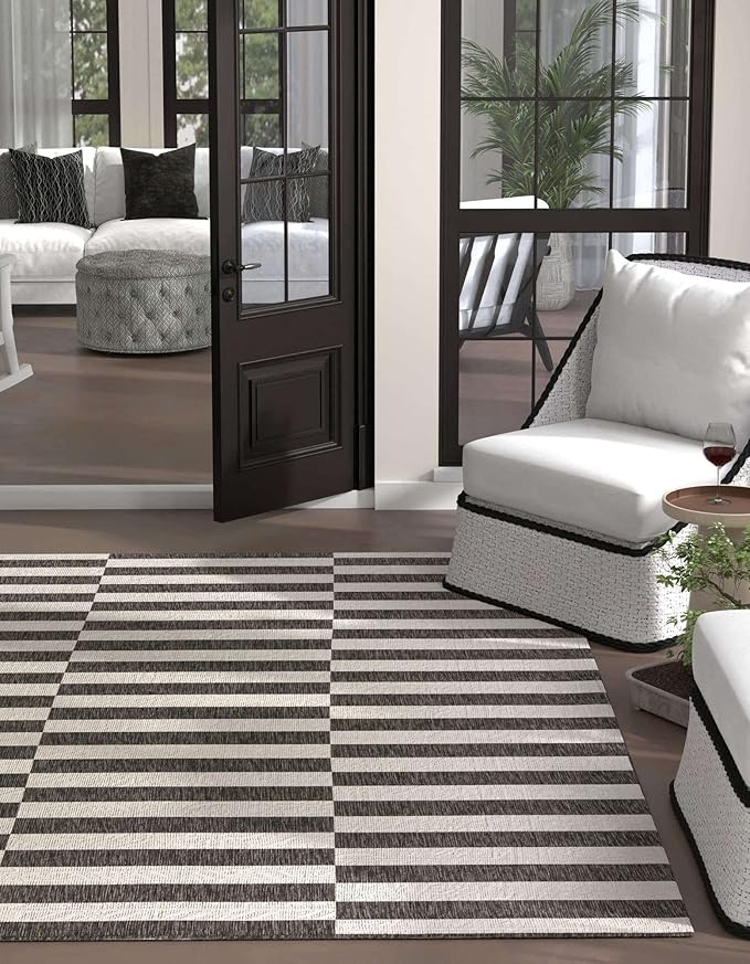 Unique Loom Outdoor Striped Collection Area Rug - Striped (10' 8" Square, Charcoal/Ivory)