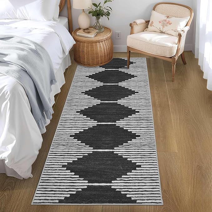HelloTree Hallway Runner Rug，2x6 Moroccan Modern Stripe Carpet Washable Machine Bathroom Runner Bohemian Design Modern Soft Non Slip Indoor Rug for Entryway Hallway Laundry Room Bedroom-Black