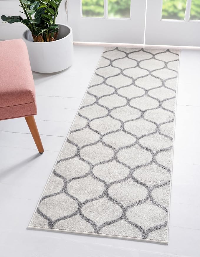 Rugs.com Lattice Frieze Collection Rug – 2' x 8' 8 Runner Ivory Medium Rug Perfect for Living Rooms, Large Dining Rooms, Open Floorplans