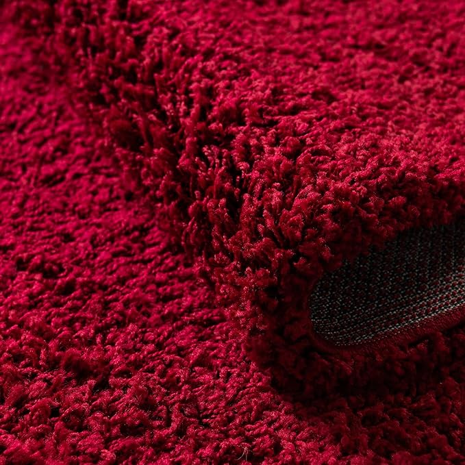 Unique Loom Solid Shag Collection Area Rug (7' 10" x 10' Oval, Cherry Red)